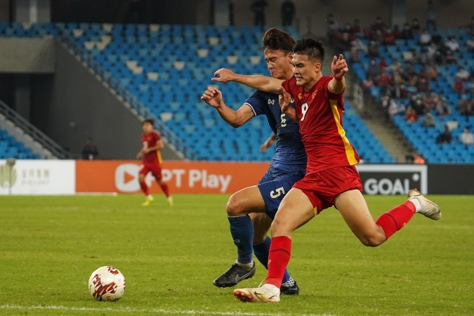 Chùm ảnh U-23 VN đăng quang Đông Nam Á tại Morodok sau khi đánh bại Thái Lan - ảnh 2