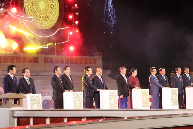 Chủ tịch nước dự lễ khánh thành Đền Hùng tại Cần Thơ - ảnh 2