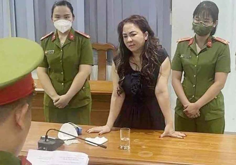 Công an TP.HCM bắt tạm giam bà Nguyễn Phương Hằng | Thời sự | PLO