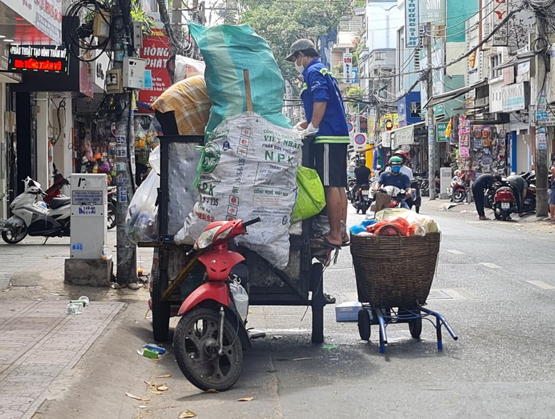 Cân, đo rác thu tiền: Cần giải pháp phù hợp - ảnh 1