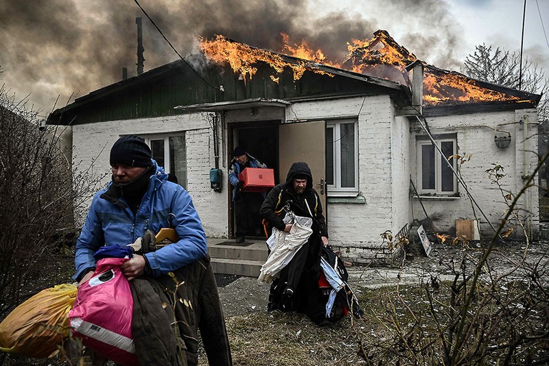 Xung đột Nga - Ukraine: Tình cảnh người dân 2 bờ cuộc chiến - ảnh 1