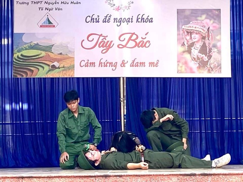 Nhấn vào ảnh để phóng to Vở kịch độc đáo lấy cảm hứng từ Vợ chồng A Phủ của học sinh lớp 12 - ảnh 5