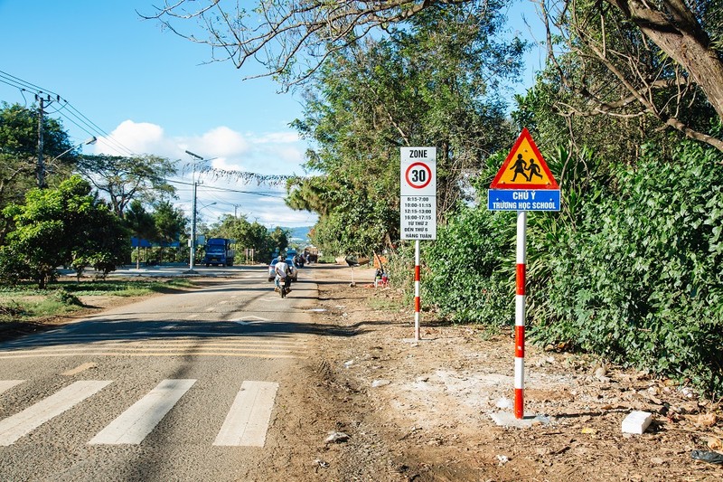 Giảm tốc độ xuống 30 - 40 km/h khu vực trường học ở Gia Lai  - ảnh 1