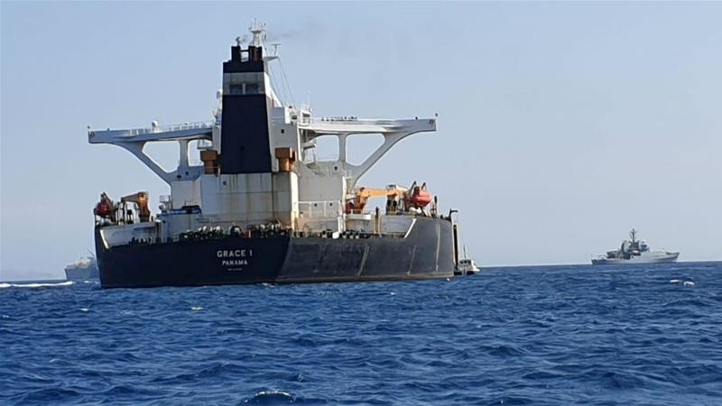 Tàu chở dầu Anh 'tạm trú' ở vùng Vịnh vì sợ Iran trả đũa  - ảnh 1