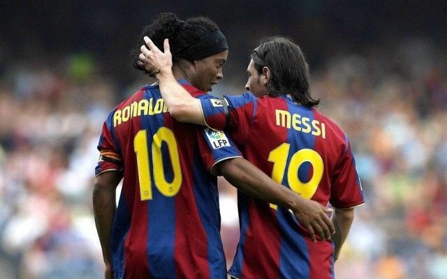 Barca không hài lòng Ronaldinho nói về Messi - ảnh 2