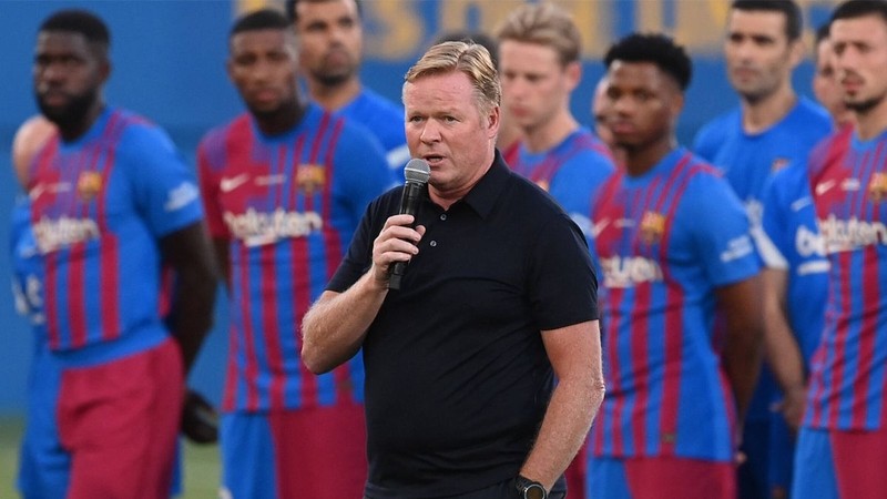 Koeman tiết lộ việc bị ép đẩy Messi 'ra đường' - ảnh 2