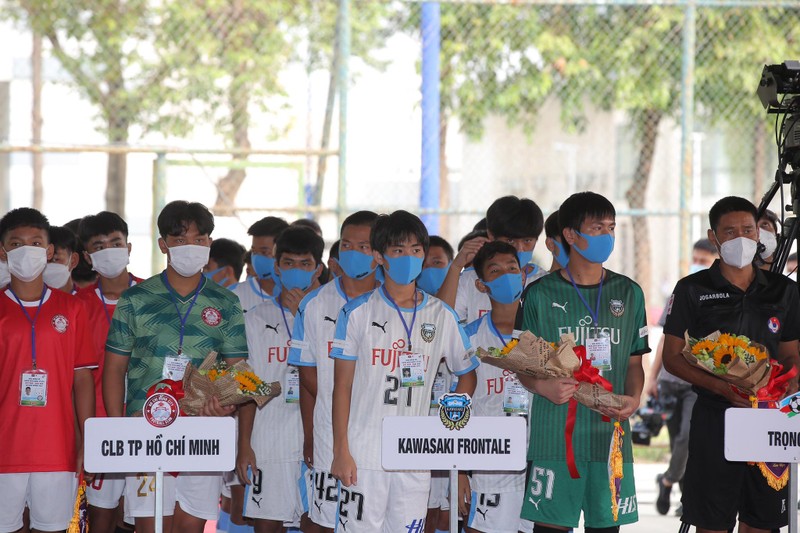 Nhộn nhịp những cơn mưa gôn ở giải bóng đá Việt – Nhật - ảnh 3