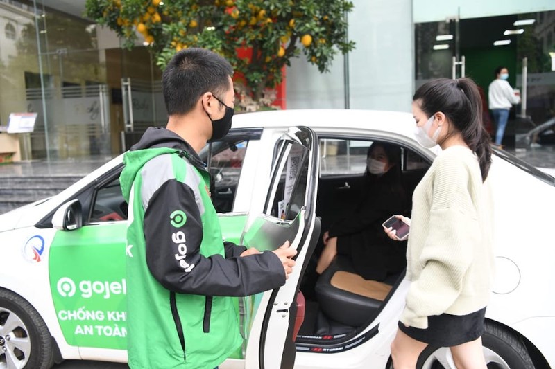 Gojek chính thức triển khai dịch vụ gọi xe ô tô công nghệ GoCar tại Hà Nội - ảnh 1