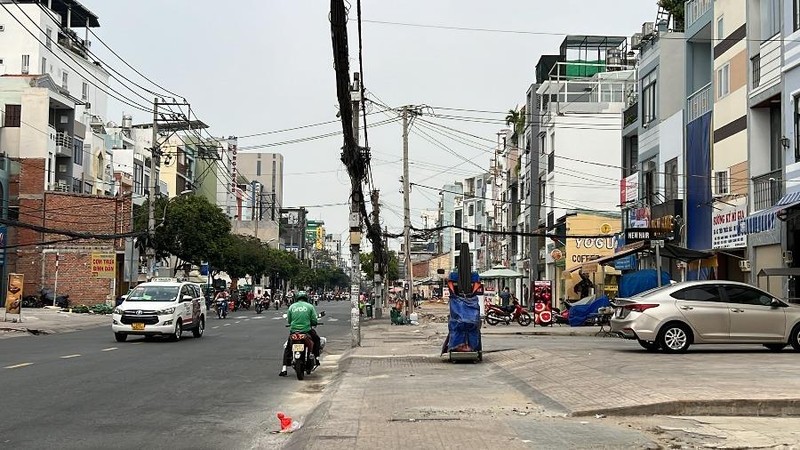 Các đơn vị đang tích cực bàn giao mặt bằng cho tuyến metro số 2 - ảnh 1