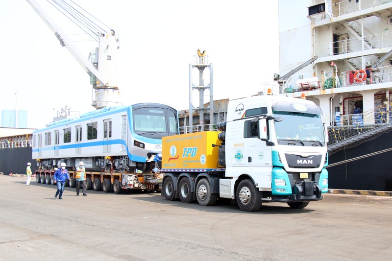 Thêm 2 đoàn tàu metro đã về tới TP.HCM - ảnh 4