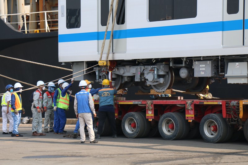 Thêm 2 đoàn tàu metro đã về tới TP.HCM - ảnh 5