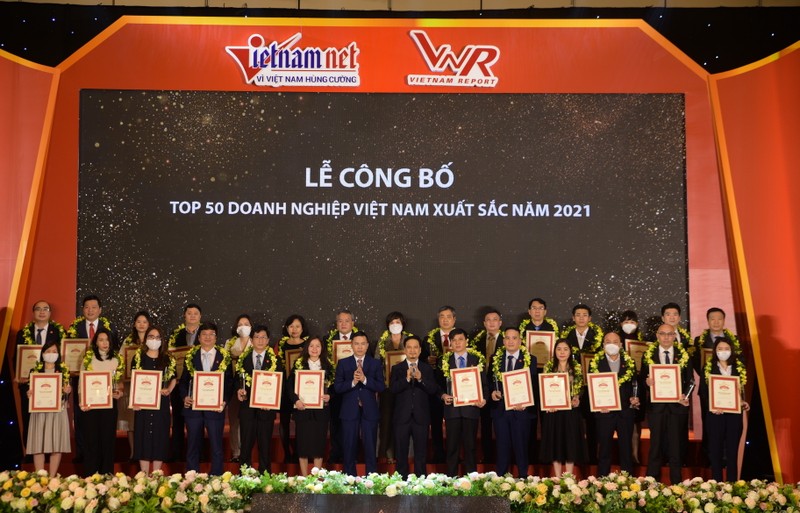 SCB lọt top 50 doanh nghiệp xuất sắc nhất Việt Nam 2021 - ảnh 2