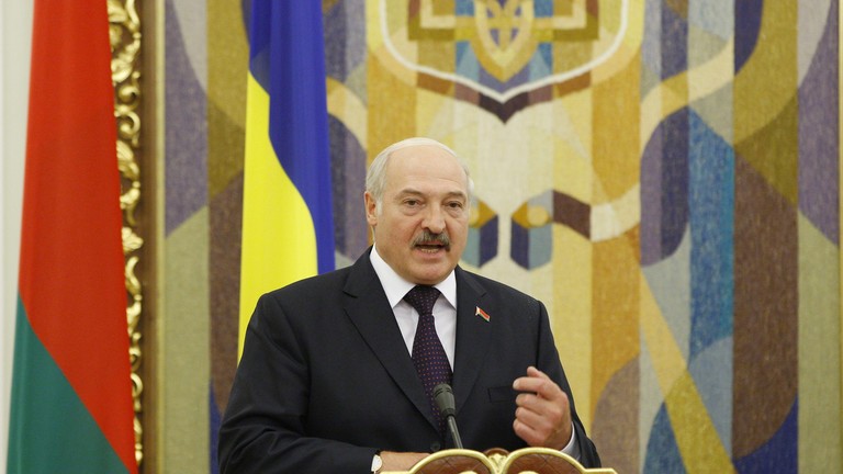 Ông Lukashenko bác đồn đoán cho Nga triển khai vũ khí hạt nhân ở Belarus - ảnh 1