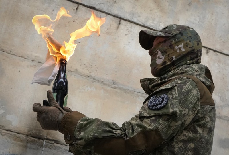 Điểm mặt các vũ khí được sử dụng trong chiến tranh Nga-Ukraine - ảnh 5