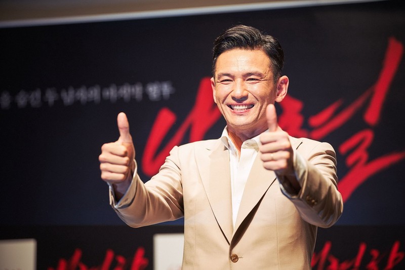 Hwang Jung Min đóng vai chính tại tác phẩm hành động, tâm lý giật cân 'Con Tin' - ảnh 4