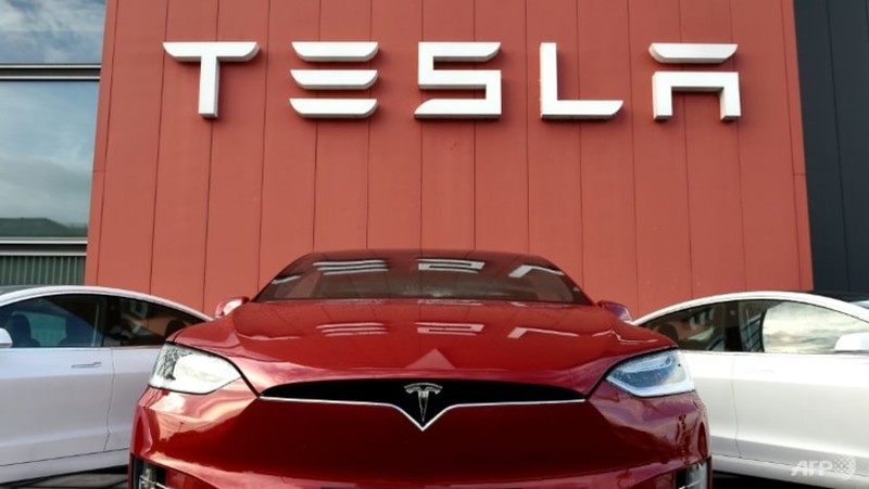Tesla sẽ thu hồi gần 700.000 ô tô ở Mỹ và Trung Quốc vì rủi ro va chạm - ảnh 1