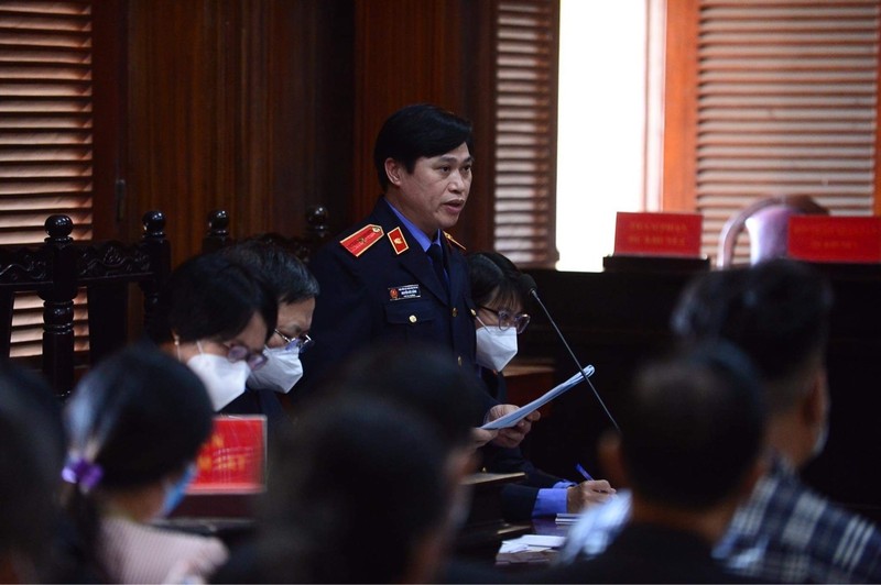 Luật sư của ông Trần Vĩnh Tuyến đề nghị tòa triệu tập thêm người liên quan - ảnh 1