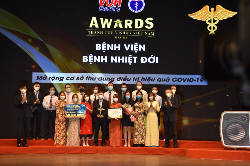 Thành tựu Y khoa Việt Nam 2021: Vinh danh 10 công trình phòng chống COVID-19 - ảnh 2