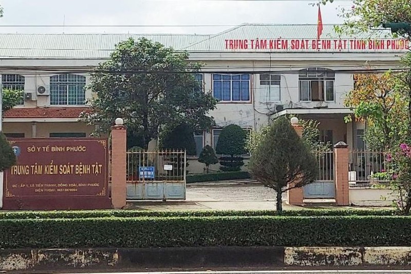 Giám đốc CDC Bình Phước sẽ trả lại quà cho công ty Việt Á - ảnh 1