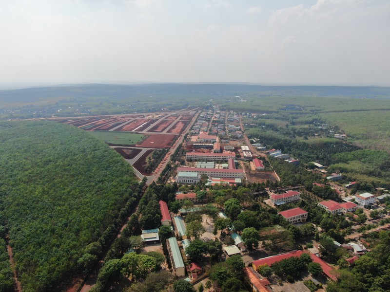 Bình Phước: Huyện Lộc Ninh đón nhận Huân chương Độc lập hạng Nhì - ảnh 2