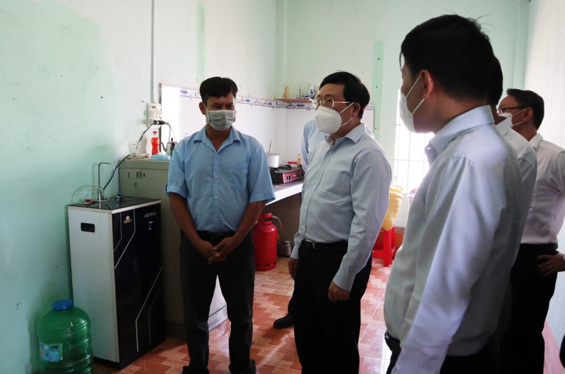 Phó Thủ tướng thăm người dân điểm dân cư Thanh Hòa vùng biên tỉnh Bình Phước - ảnh 1