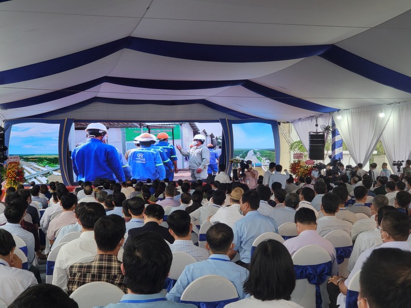 Thủ tướng Phạm Minh Chính dự khánh thành siêu công trình ở miền Tây - ảnh 2