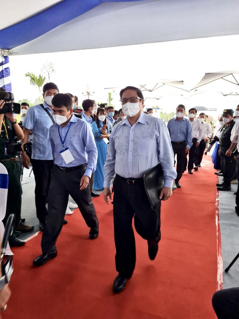 Thủ tướng Phạm Minh Chính dự khánh thành siêu công trình ở miền Tây - ảnh 1