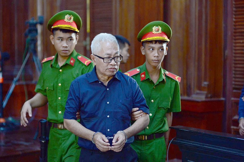 Ông Trần Phương Bình xin giảm nhẹ vì 'án chung thân chồng án chung thân' - ảnh 1