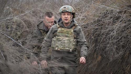 Ukrinform: Người dân ở 52 nước xin cùng quân đội Ukraine chiến đấu chống Nga - ảnh 1