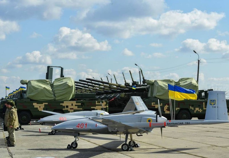 Lý do UAV Thổ Nhĩ Kỳ thành công ở Syria, Libya nhưng chưa chắc thắng ở Ukraine - ảnh 1