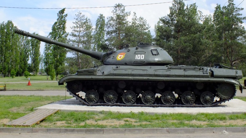 Nga đưa xe tăng thời Liên Xô chịu được nổ hạt nhân hoạt động trở lại - ảnh 2