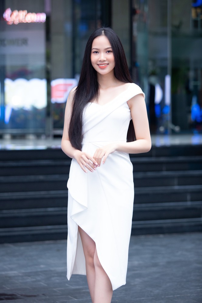 Ngắm tốp 30 có chiều cao khủng vào Bán kết Hoa hậu Việt Nam - ảnh 14