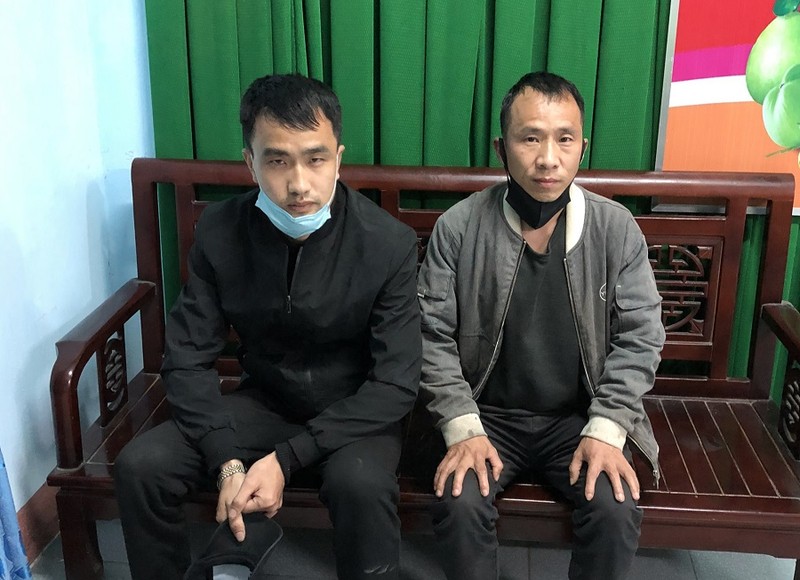 CSGT phát hiện 2 người Trung Quốc nhập cảnh trái phép - ảnh 1