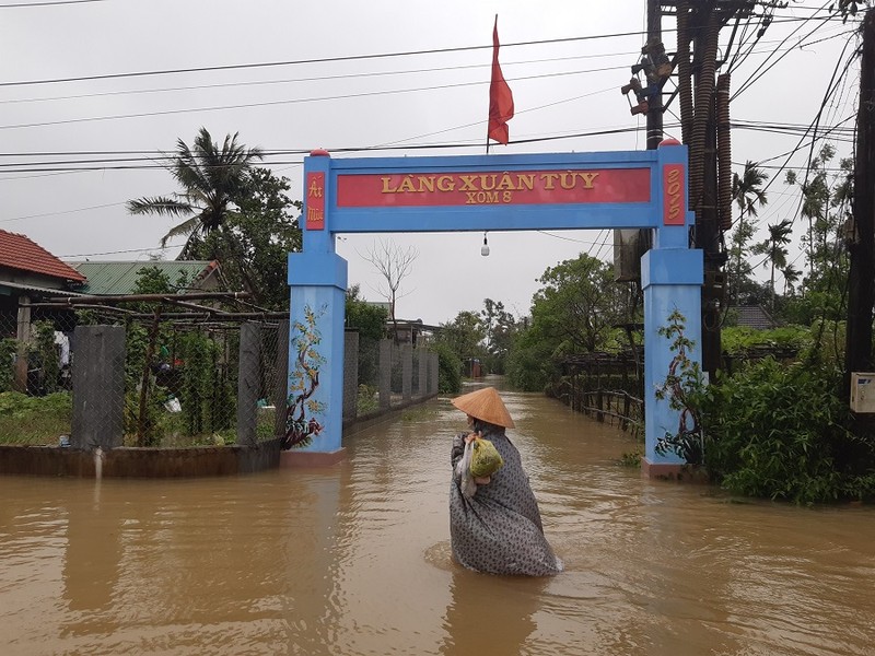 Người dân miền Trung nói gì về trận lũ bất thường? - ảnh 1