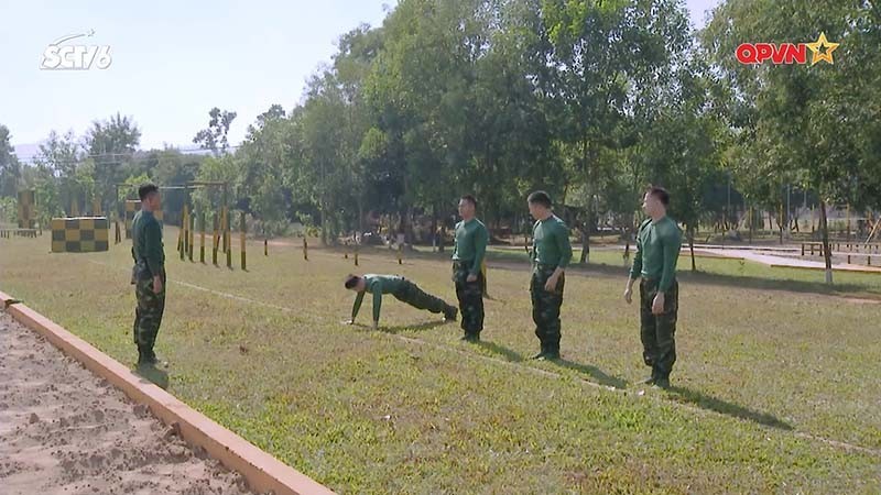 'Sao nhập ngũ 2022': Hoà Minzy bị mắng, Duy Khánh 'đội sổ' kiểm tra bước đầu - ảnh 4