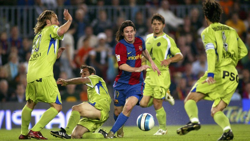 Messi nhận giải bàn thắng đẹp nhất, Tim Cahill giải nghệ - ảnh 1