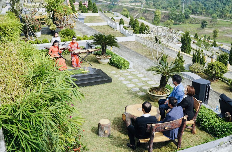 Tảo mộ cuối năm, nét đẹp truyền thống lâu đời của người Việt - ảnh 9