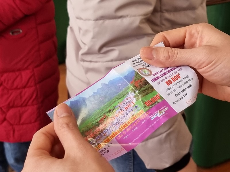 Ban quản lí chùa Hương lí giải việc bán vé đón khách trước một tuần - ảnh 2