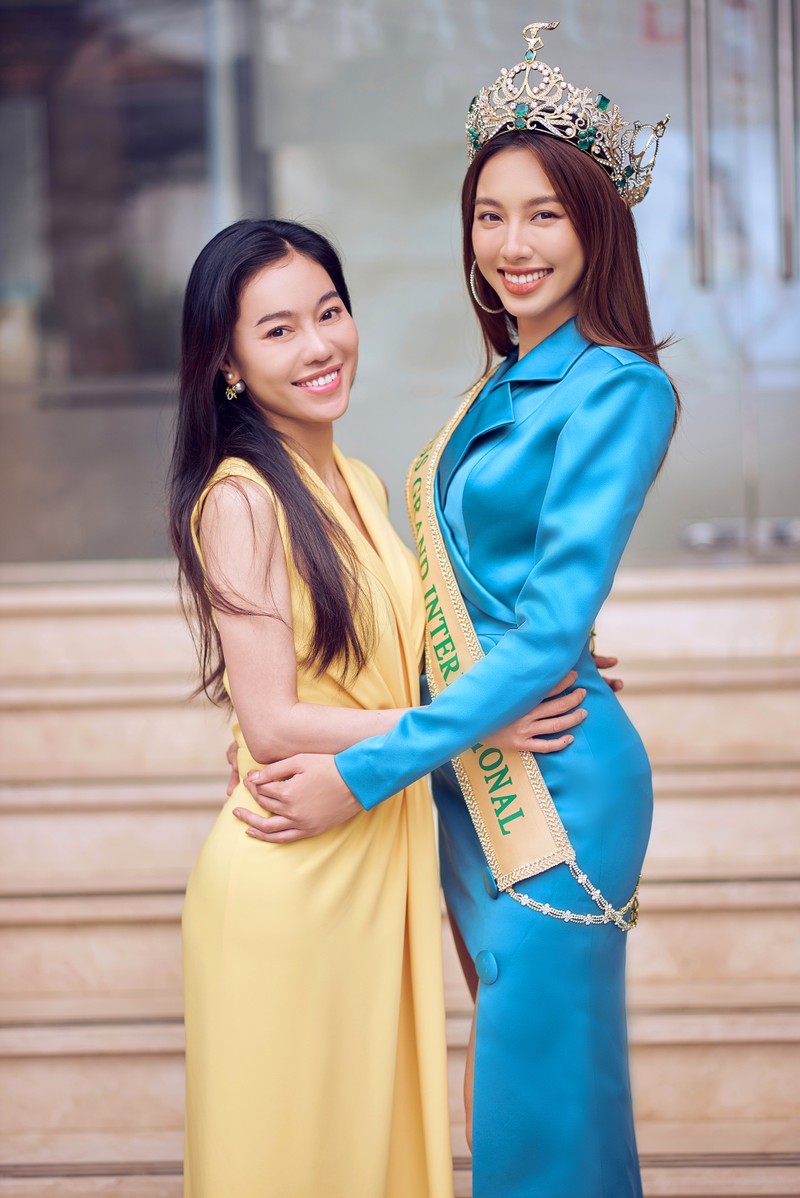 Những hình ảnh đầu tiên của hoa hậu Thùy Tiên tại Việt Nam sau cách ly - ảnh 2