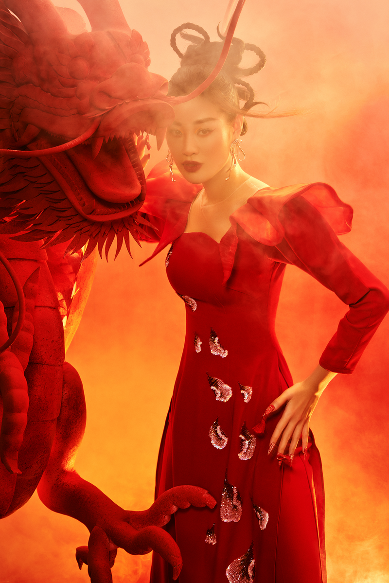 Hoa hậu Khánh Vân đẹp huyền bí, ma mị trong bộ ảnh xuân - ảnh 7