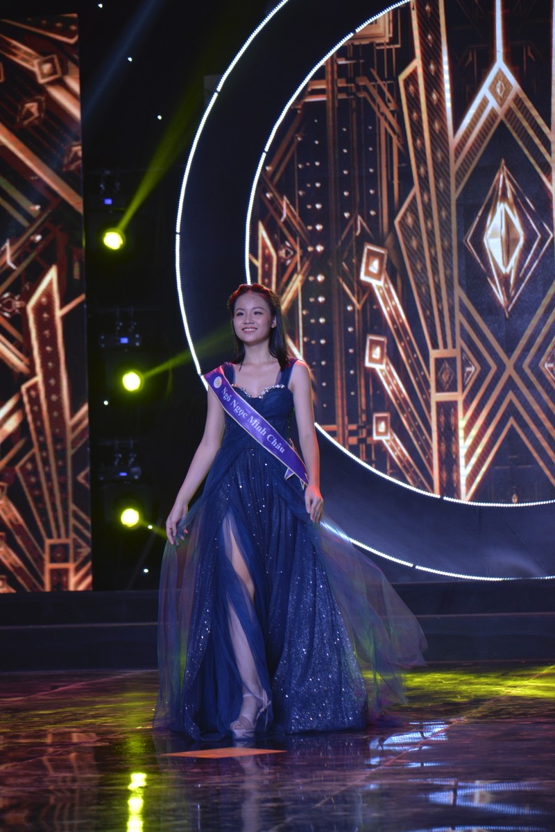 Nữ sinh 16 tuổi đăng quang 'Miss Teen International Việt Nam 2021' là ai? - ảnh 13