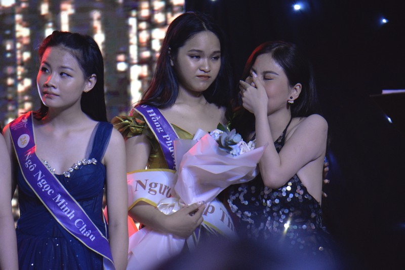 Nữ sinh 16 tuổi đăng quang 'Miss Teen International Việt Nam 2021' là ai? - ảnh 20