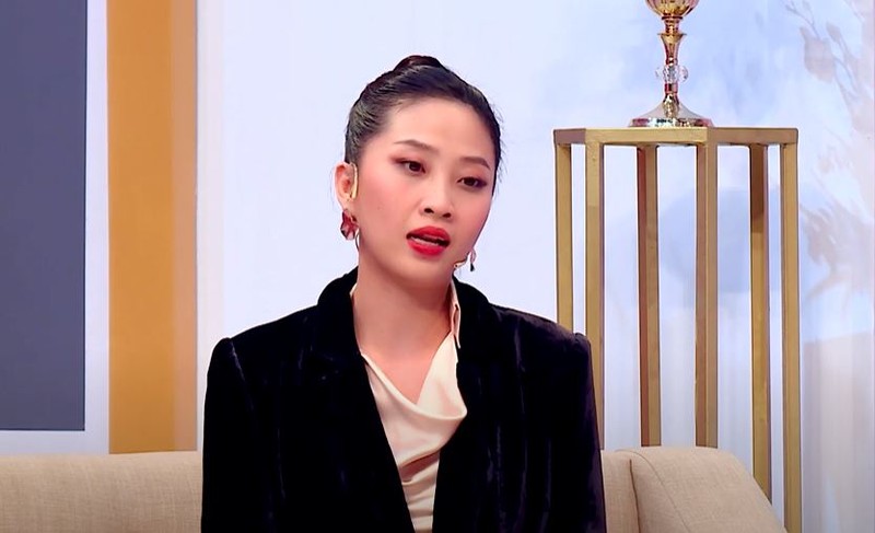 MC Liêu Hà Trinh: 'Điều khó khăn nhất khi yêu xa là chung thủy' - ảnh 1