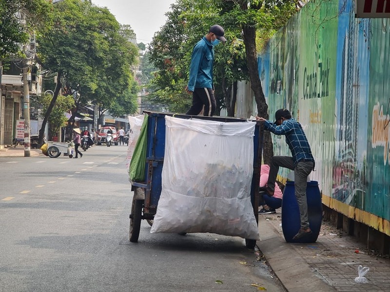 Không dọn rác ngày mùng 1 và 2 Tết - ảnh 1