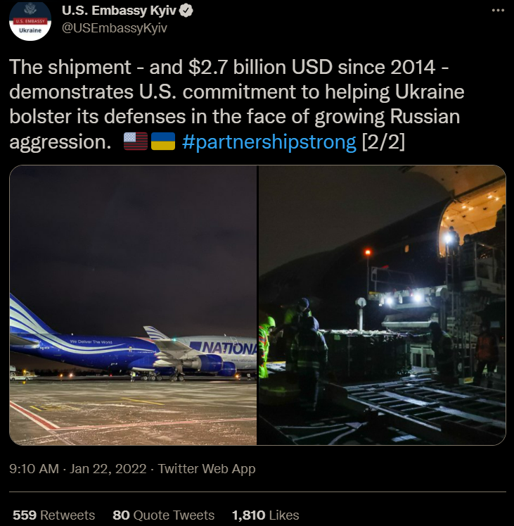 Ảnh: 100 tấn hàng viện trợ quân sự sát thương của Mỹ đến Ukraine - ảnh 1