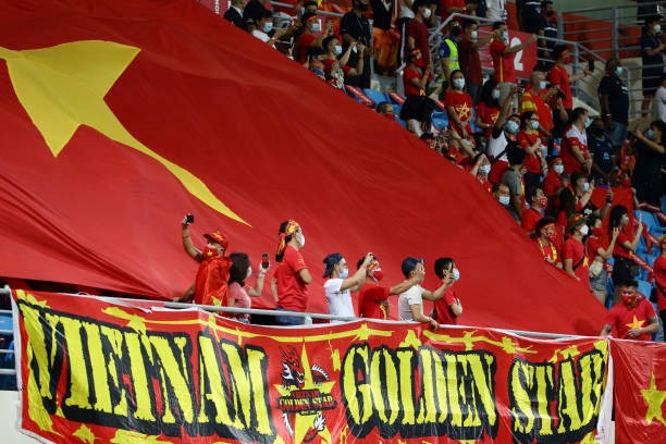 Văn Thanh đá hỏng 11m, Việt Nam bỏ lỡ cơ hội lên ngôi đầu AFF Cup - ảnh 1