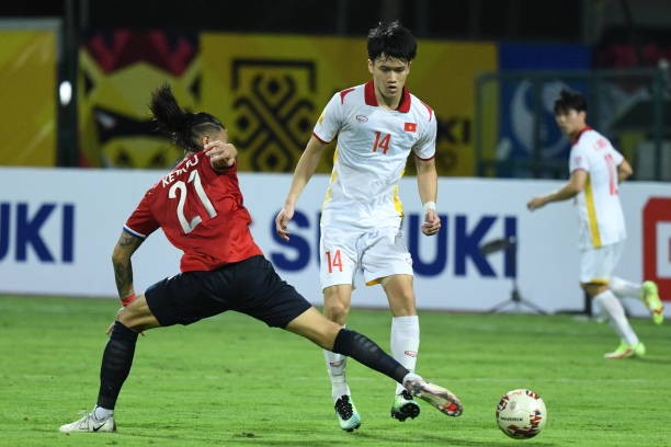 Văn Thanh đá hỏng 11m, Việt Nam bỏ lỡ cơ hội lên ngôi đầu AFF Cup - ảnh 4