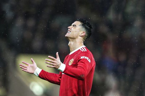 Ronaldo thừa nhận không hạnh phúc ở MU - ảnh 2