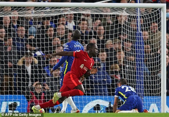 Chelsea và Liverpool hòa nhau ngoạn mục, Man City cảm ơn - ảnh 3