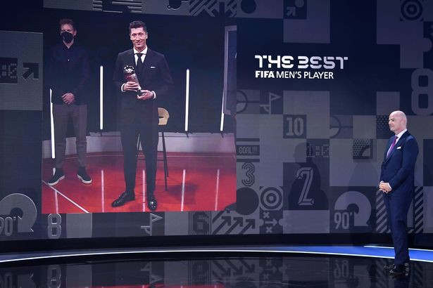 Vượt Messi và Salah, Lewandowski giành giải The Best - ảnh 3